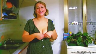 گرم ، شہوت انگیز قیام کے ساتھ دو خوبصورت ویڈیو فیلم سکس از عقب
